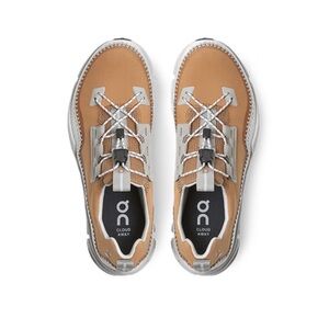 On Running Cloudaway 'Almond Grey'